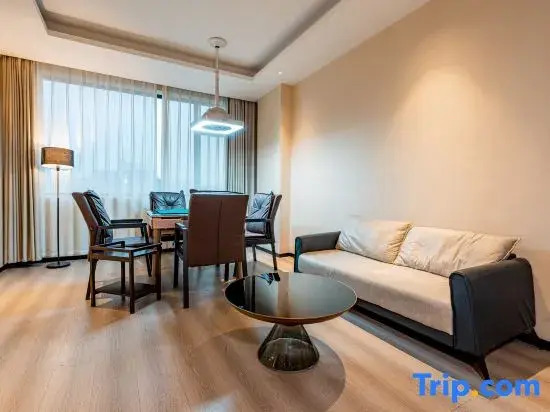 MAISON Hotel (Wanda Plaza, Changde Railway Station, Changde)