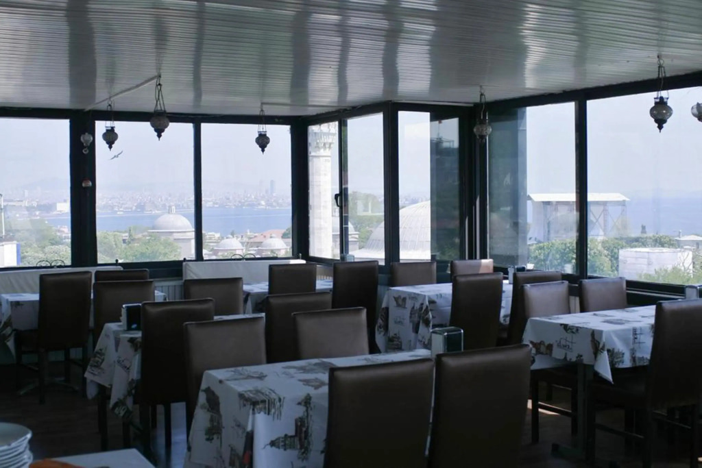 Esra Sultan Petrol Hotel