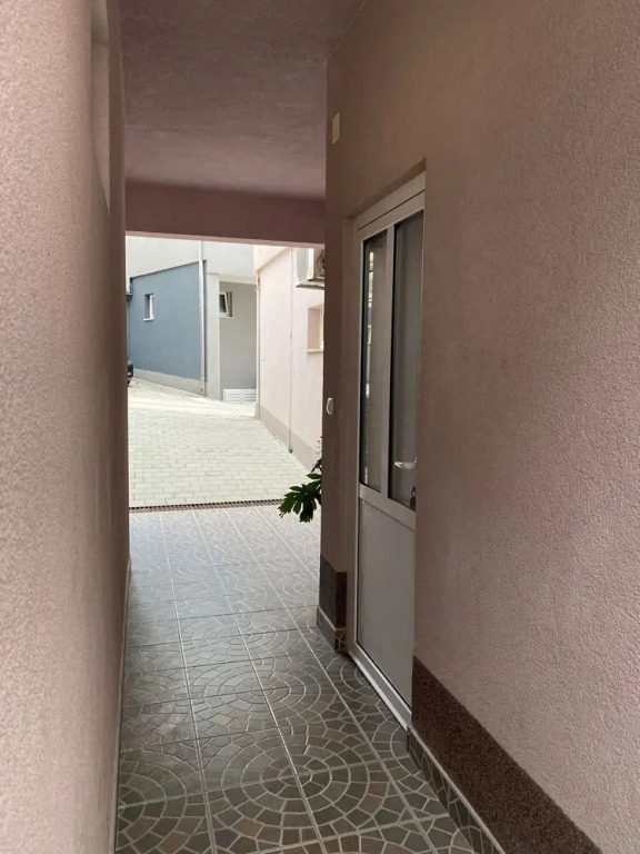 Apartments Dragan