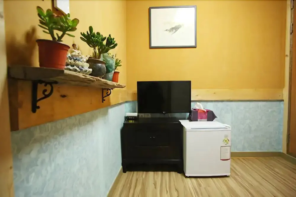 Jeonju Gangryeongjeon Guesthouse