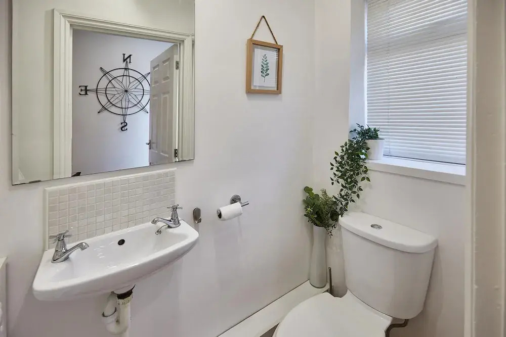 Host & Stay | Newsam Crescent