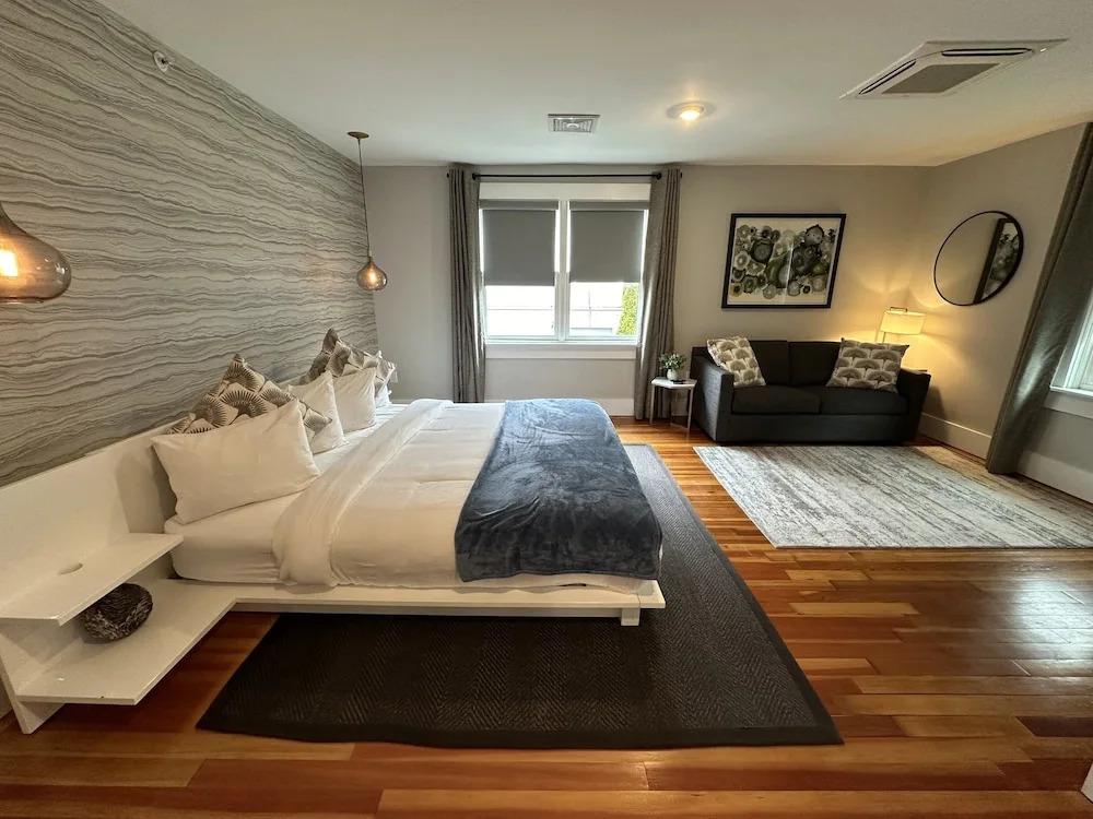 Very Cool 1 Bed/1 Bath In Downtown Pelham St - Unit 7 1 Bedroom Home