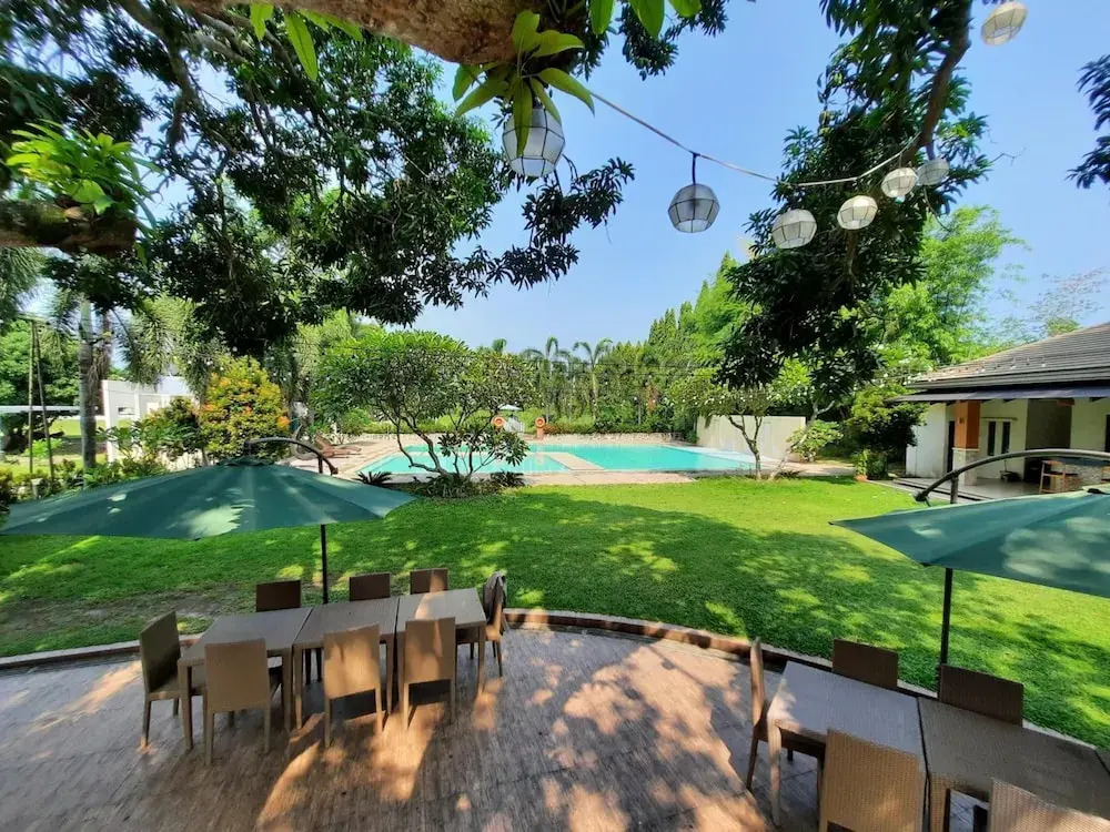 The Farmhouse by EDL