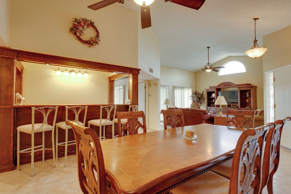 < 1 Mi to Courses! Quiet Golfer's Gem in Sun Lakes