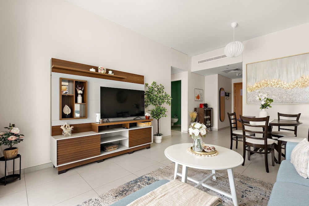 Silkhaus Premium 1BR at Amaya Tower in Reem Island