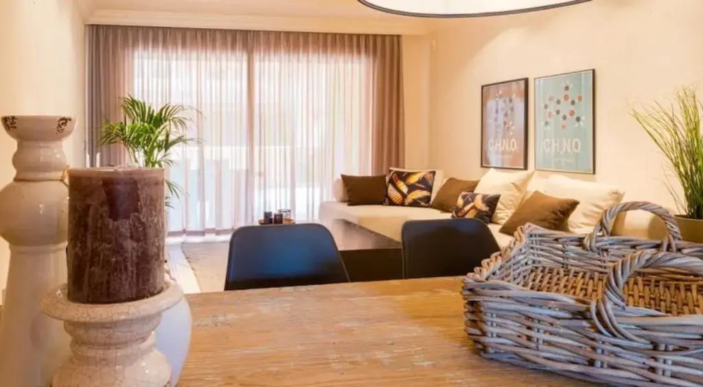 Aloha Hill Club 5 Star Golf Resort Near PPuerto Banus, Playground of the Rich and Famous