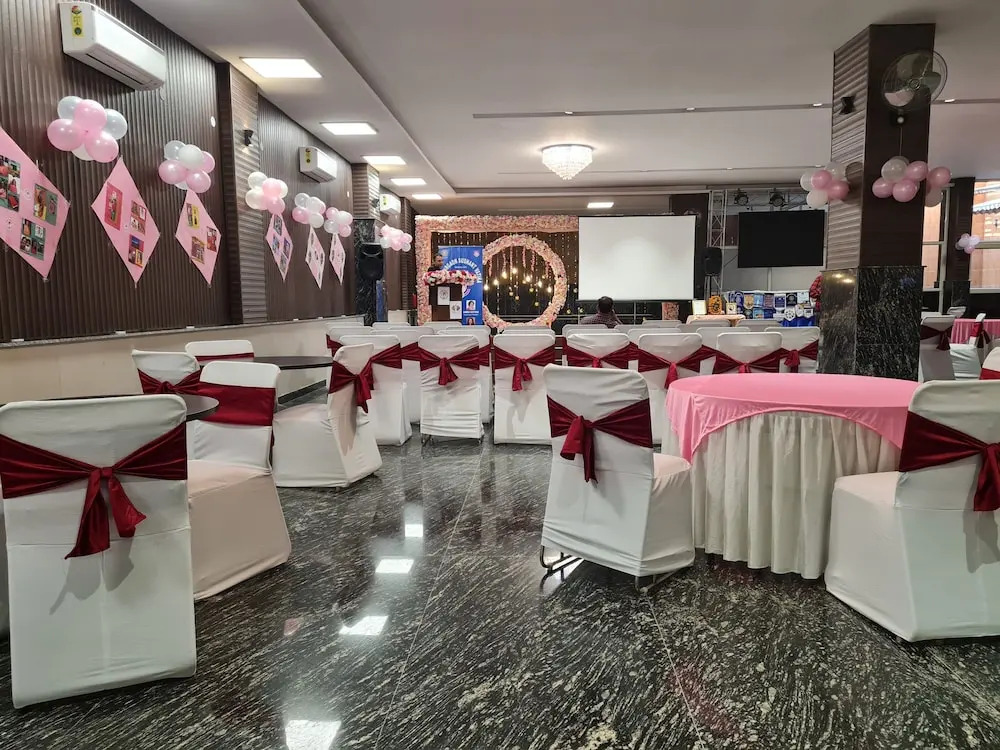 Hotel Grand Manor