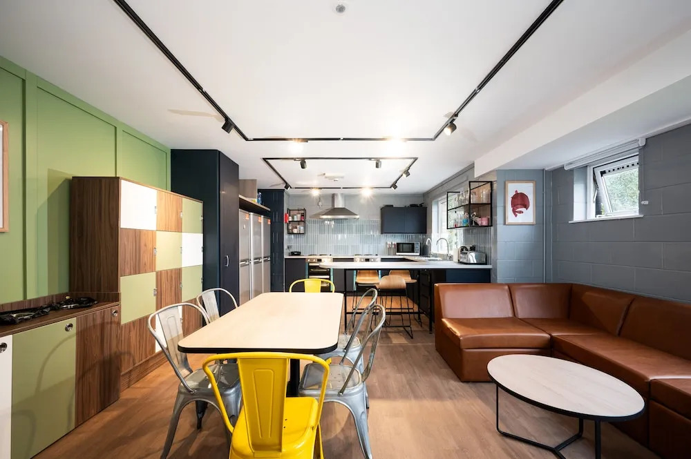 Queens University Belfast - Elms Village - Hostel