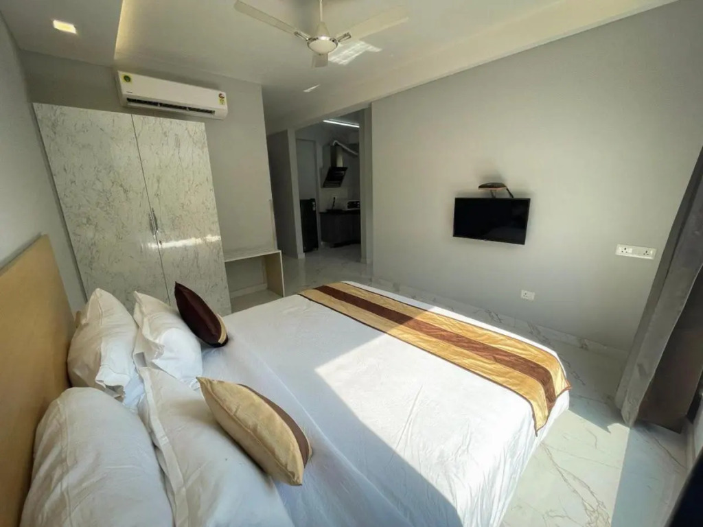 The Empire Rooms & Boutique Near Cyber City Gurgaon
