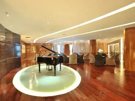 Gaoyou California Sunshine Hotel