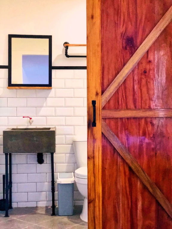 Pig Dive Hostel Moalboal