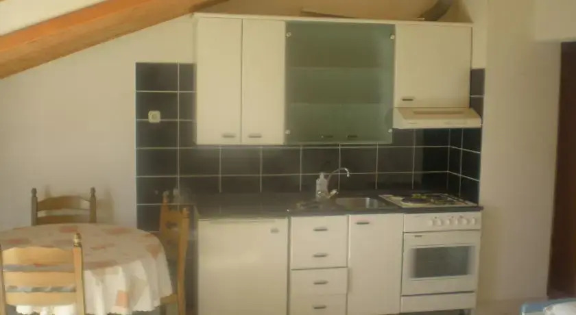 Apartments Mandarić
