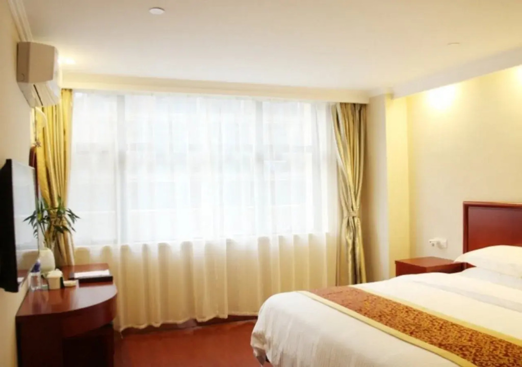GreenTree Inn Yancheng Dongtai Anfeng Town Ankang Road Shell Hotel
