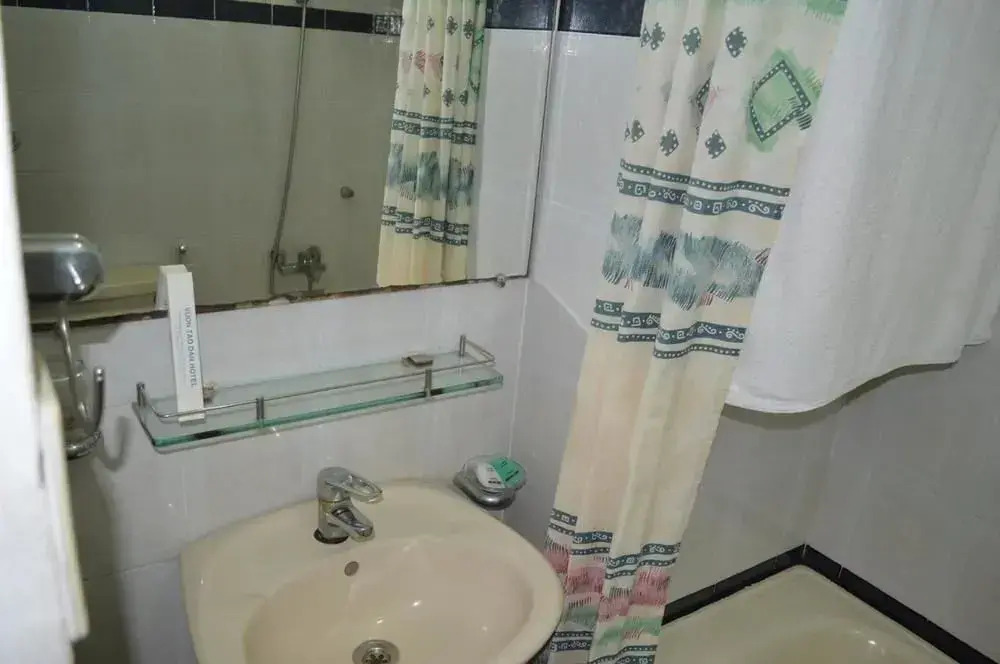 Vuon Tao Dan Hotel Near Ben Thanh Market