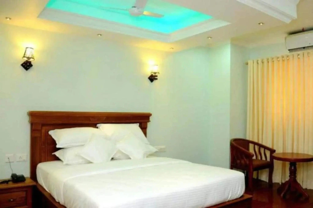 Sea breeze Beach Inn