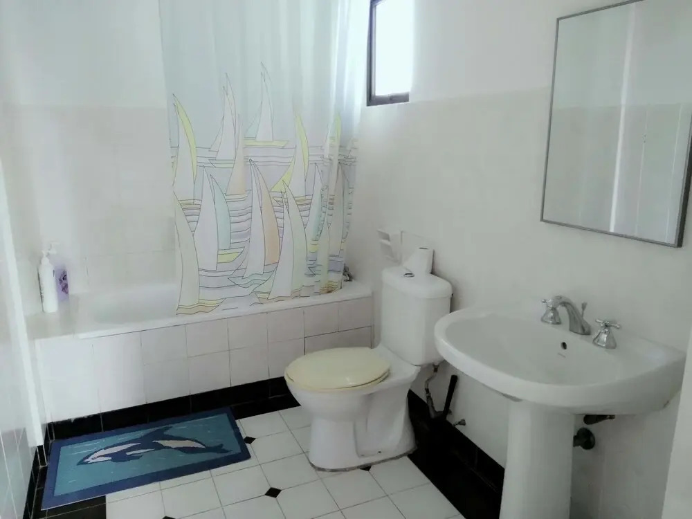 Seaview Suites at Admiral Bay