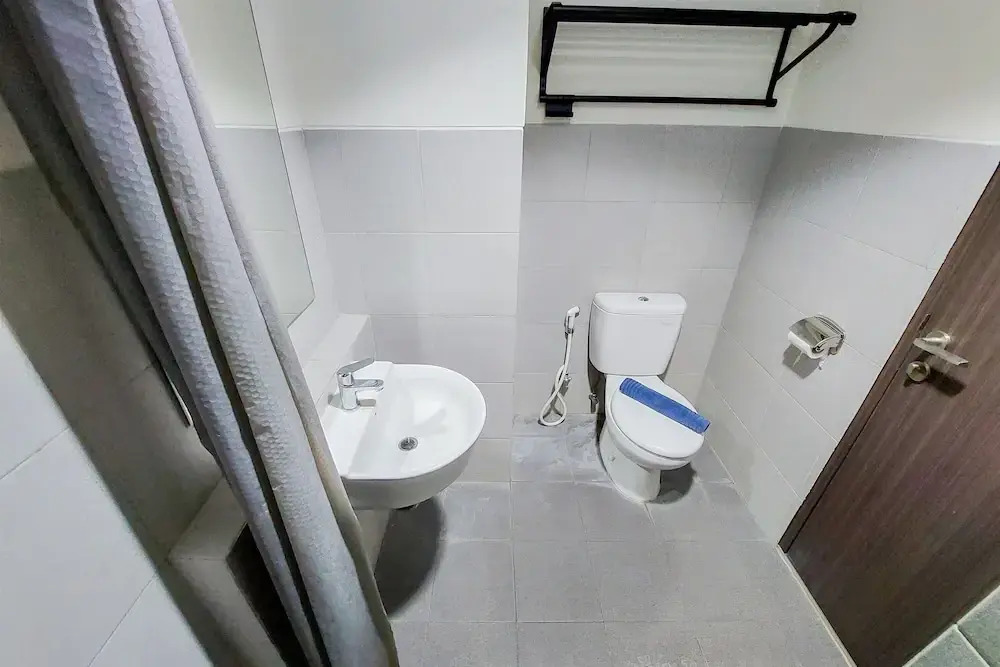 Well Furnished And Comfy Studio Bintaro Icon Apartment