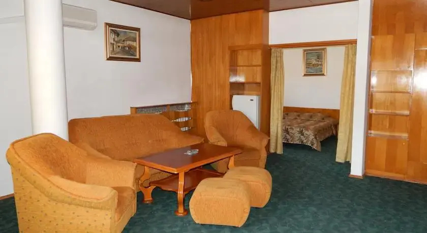 Hotel Tryavna Complex