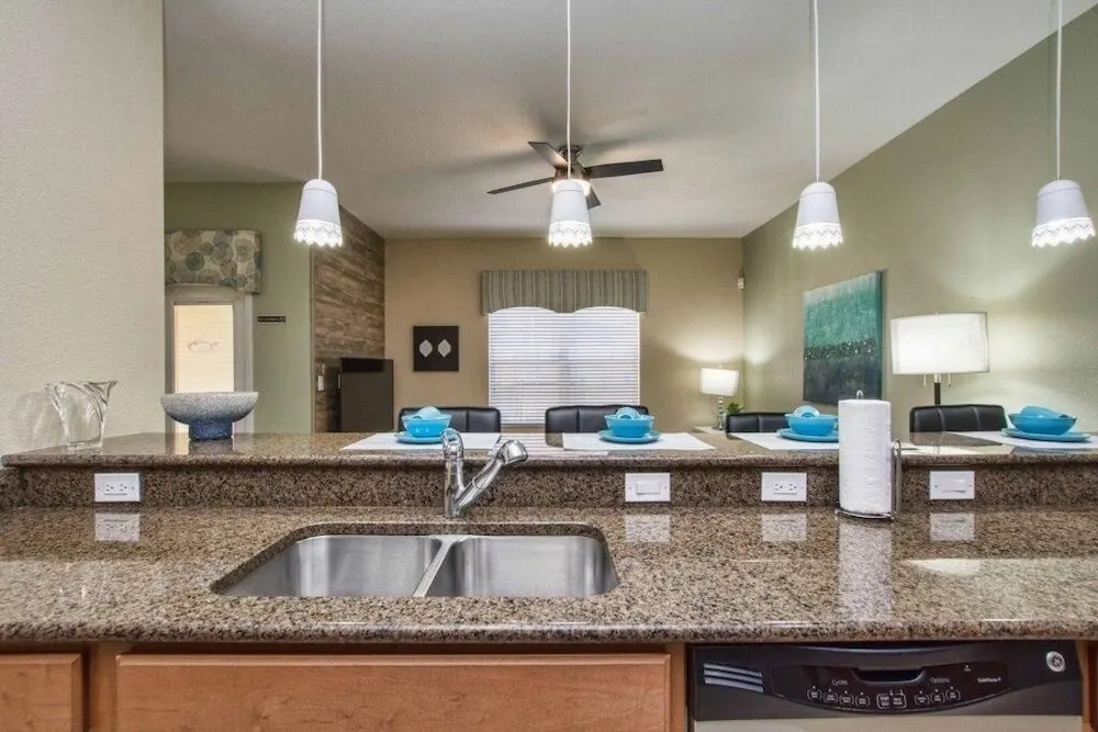 Paradise Palms- 4 Bed Townhome W/splashpool-3057pp 4 Bedroom Townhouse by RedAwning