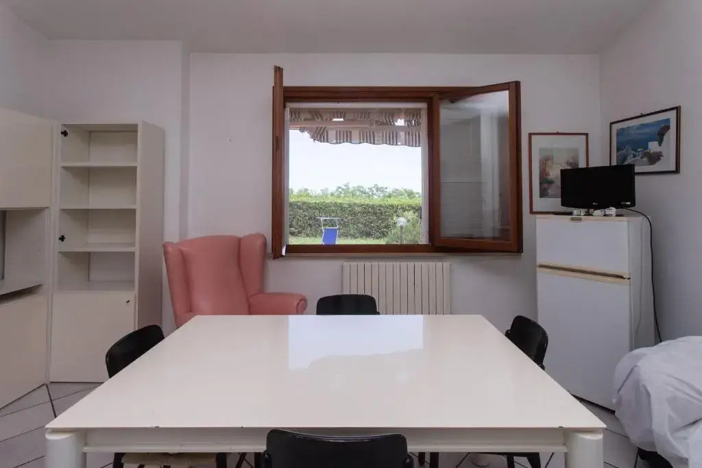 N57 - Numana, Villa Con Giardino a 200mt Dal Mare