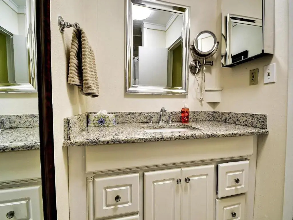 Palm Place 3 - Buccaneer Palm Beach getaway 622