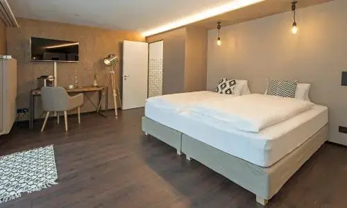 Hotel 2B