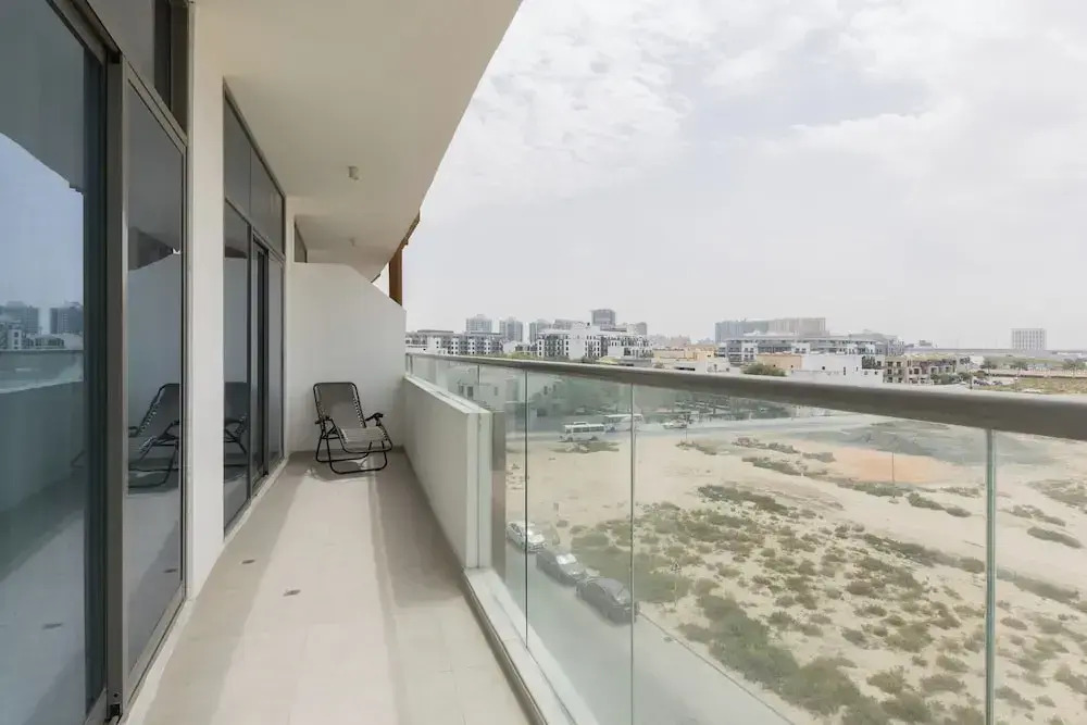 Splendid 1BR in Living Garden
