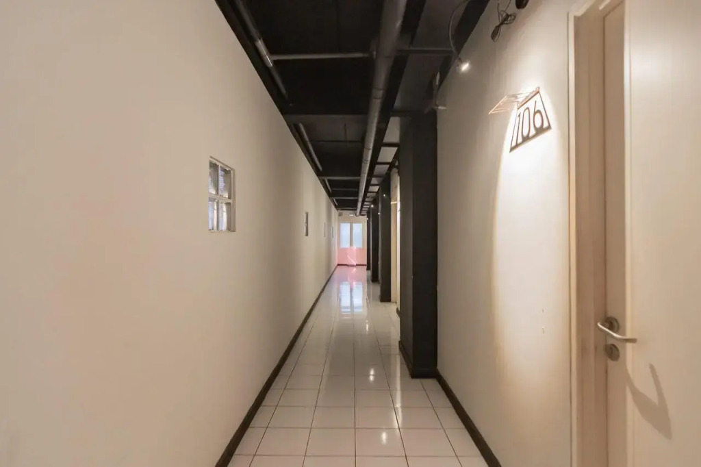 RedDoorz near Exit Toll Pasteur 5