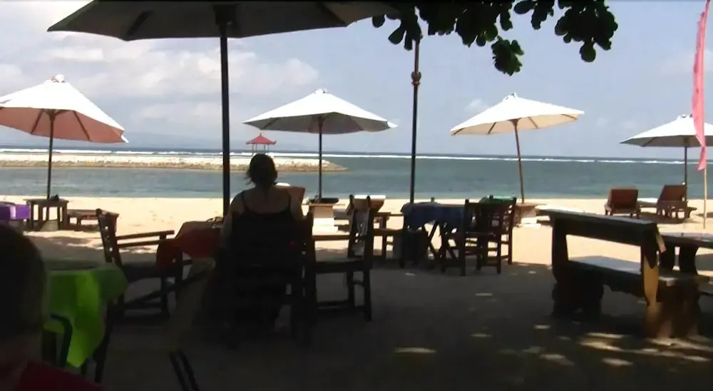 Laghawa Beach Hotel
