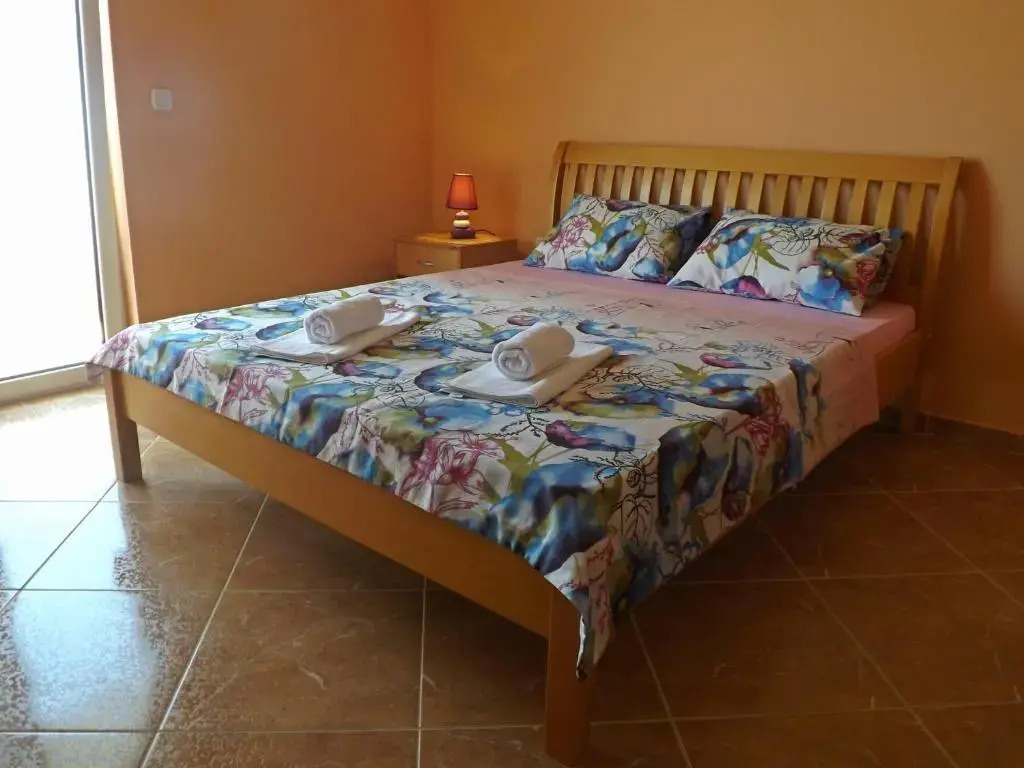 Apartments Mare
