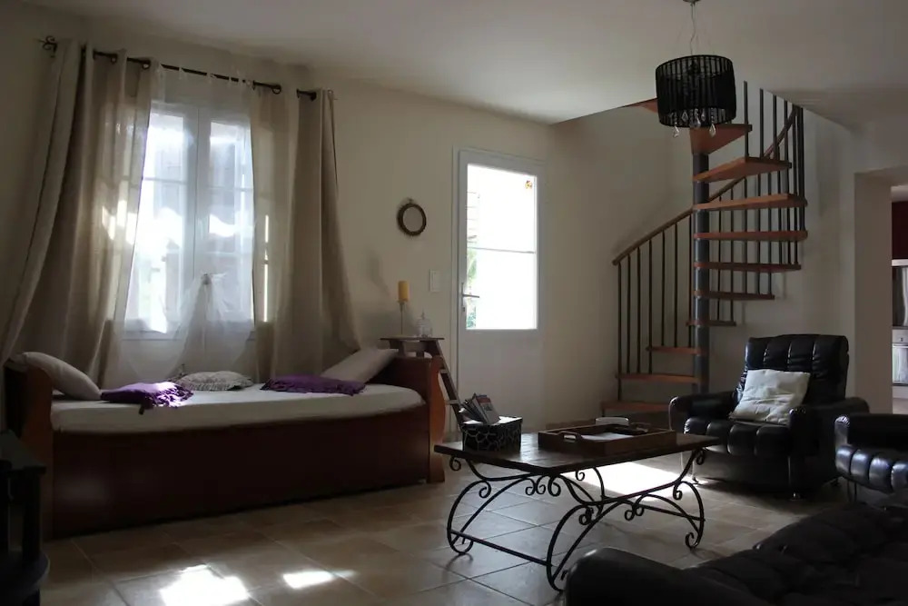 LES DEMEURES DE LA BEAUCLAIRE