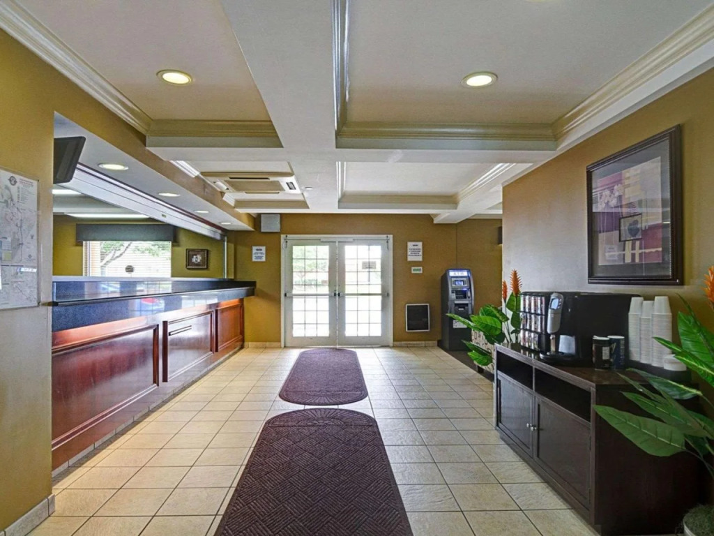 Suburban Studios Sterling - Washington Dulles