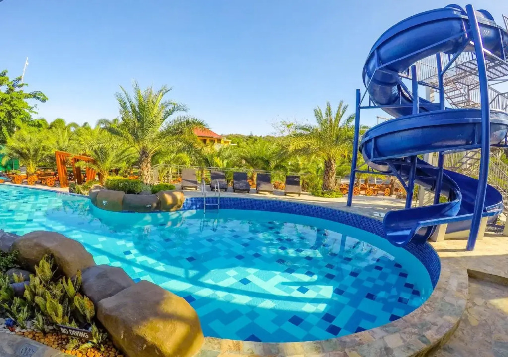 Calinisan Resort Hotel Inc.