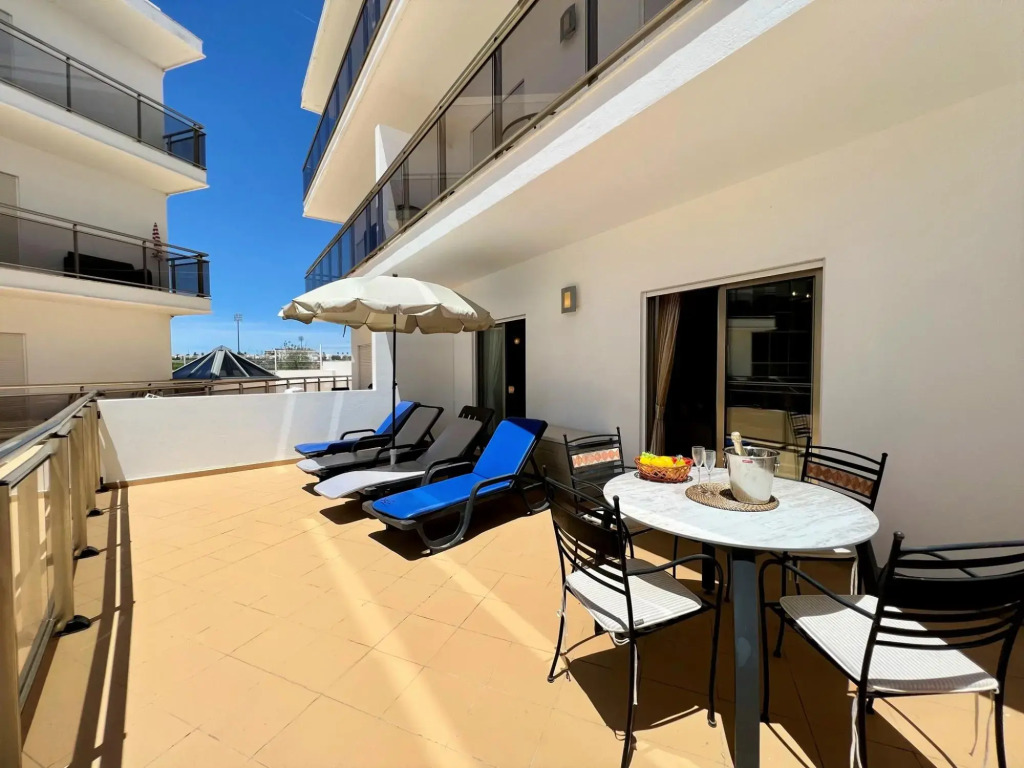 Albufeira Terrace With Pool by Homing