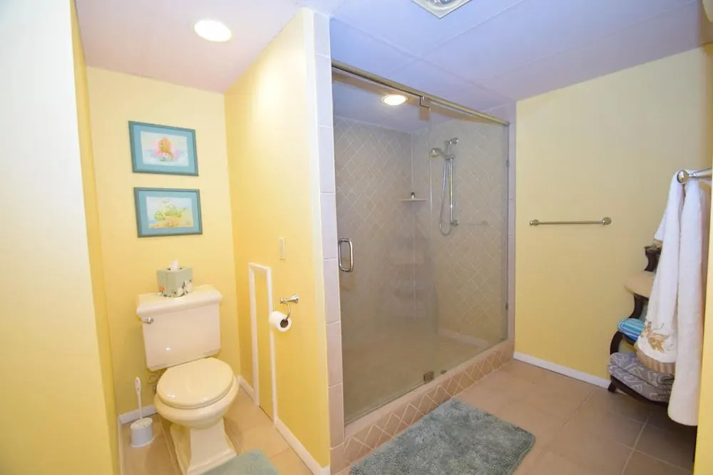 Harbour Island 304k 2 Bedroom Condo by RedAwning