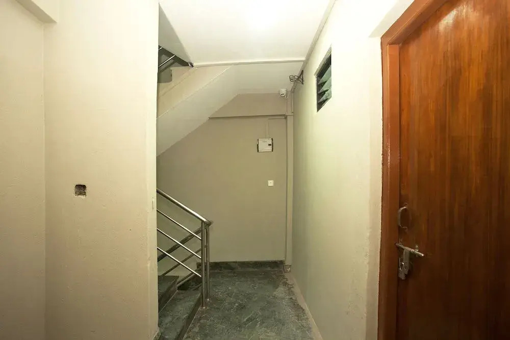 OYO 587 Hotel Tradition Inn