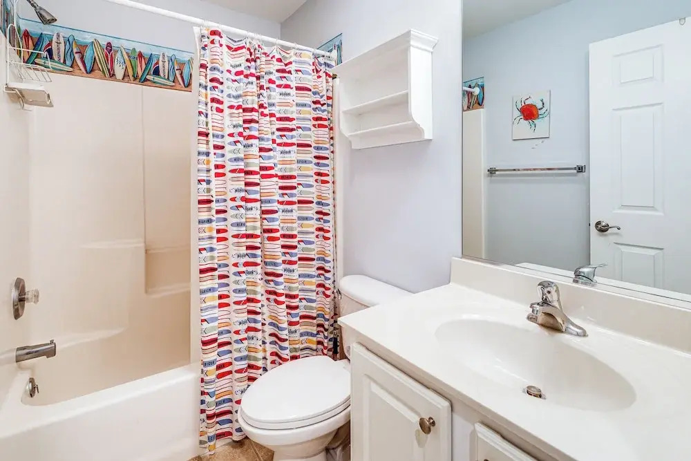 2 Mi to Bethany Beach Boardwalk! Townhome w/ Pool