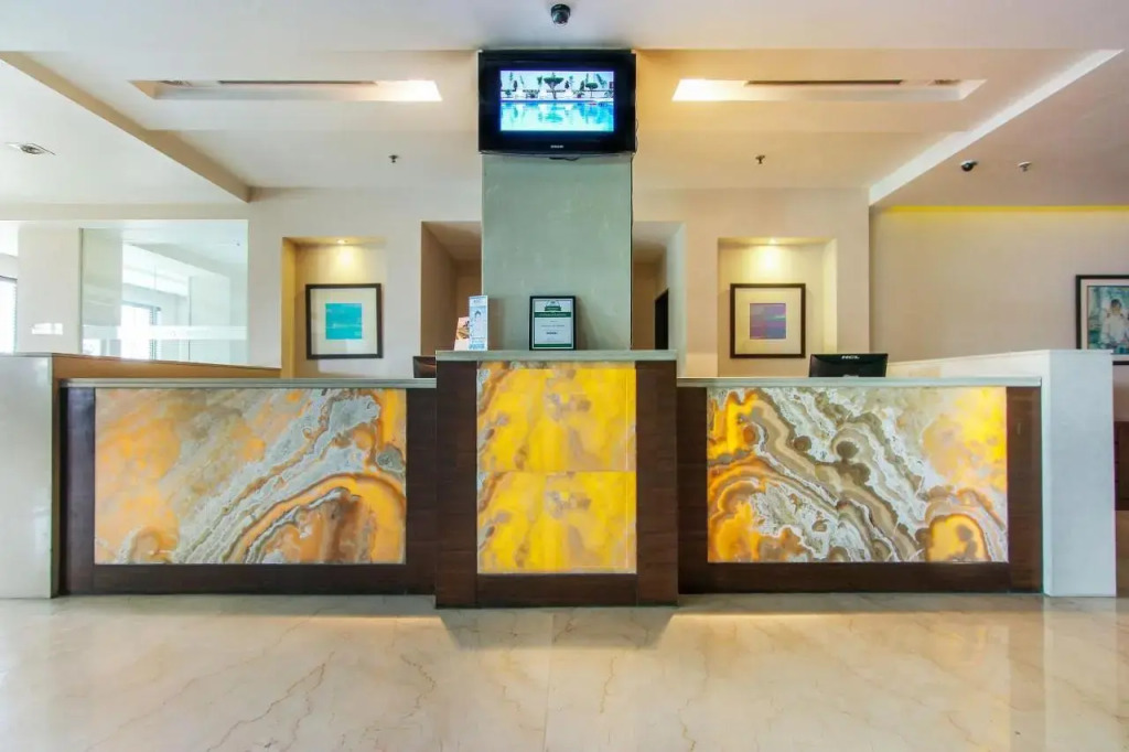 Vibe By The LaLiT Traveller