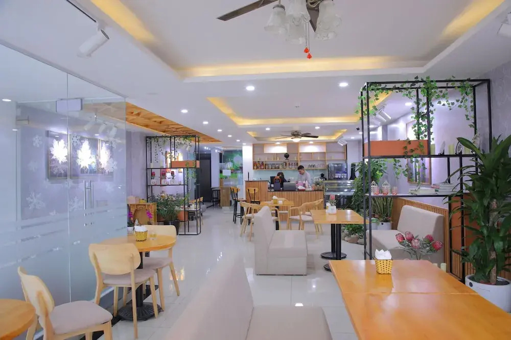 그레이스 호텔 Grace Hotel & Residence