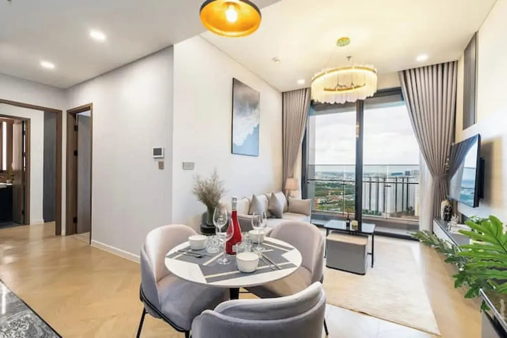 Parkland Riverside Luxury Vacation