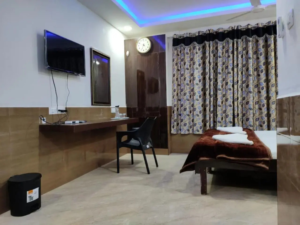 Hotel Sugam Karaikudi