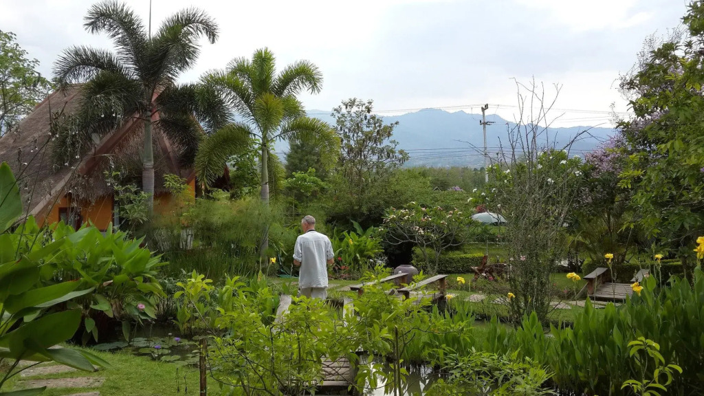 Pura Vida Pai Resort