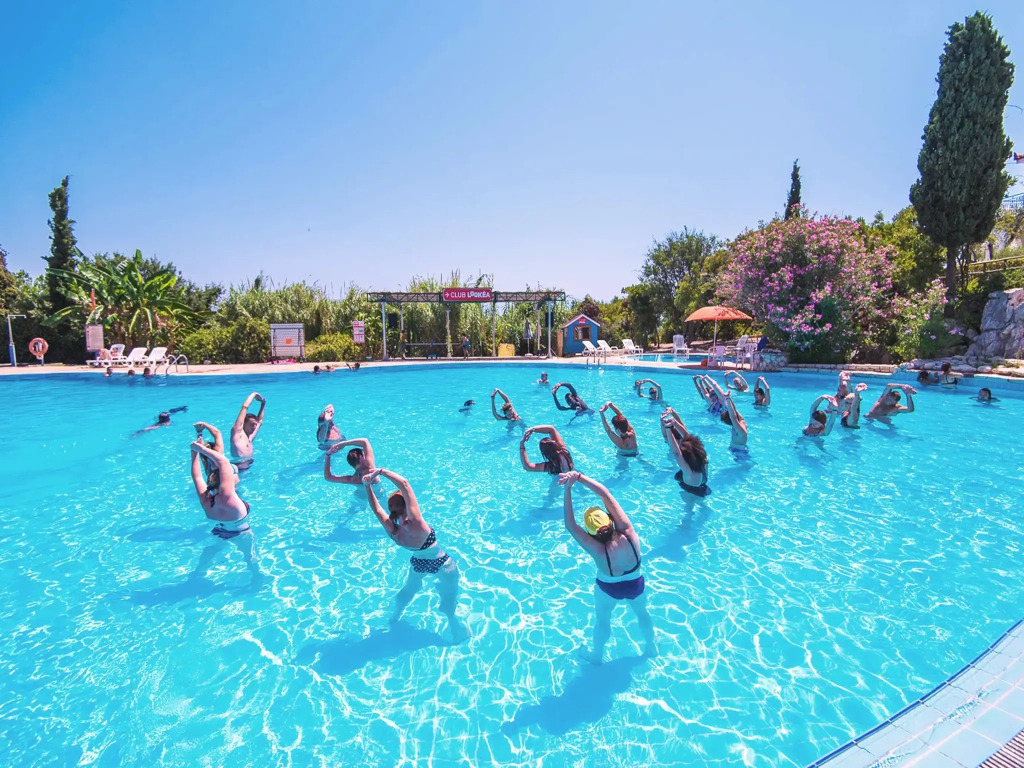 Sunrise Village Beach Hotel