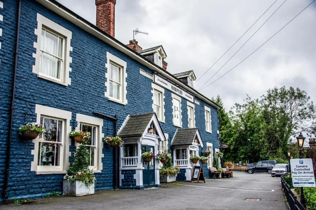 Harpers Steakhouse with Rooms, Haslemere