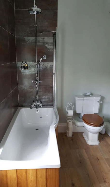 Pontyclerc Farm House Bed and Breakfast