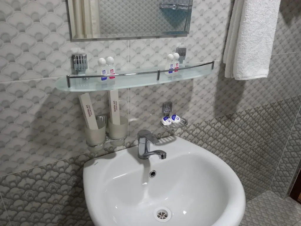 Nurshod Hotel