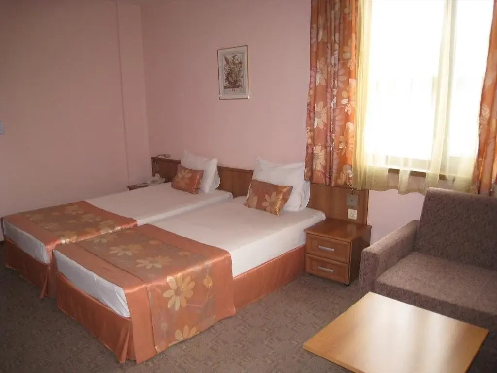 Hotel Real