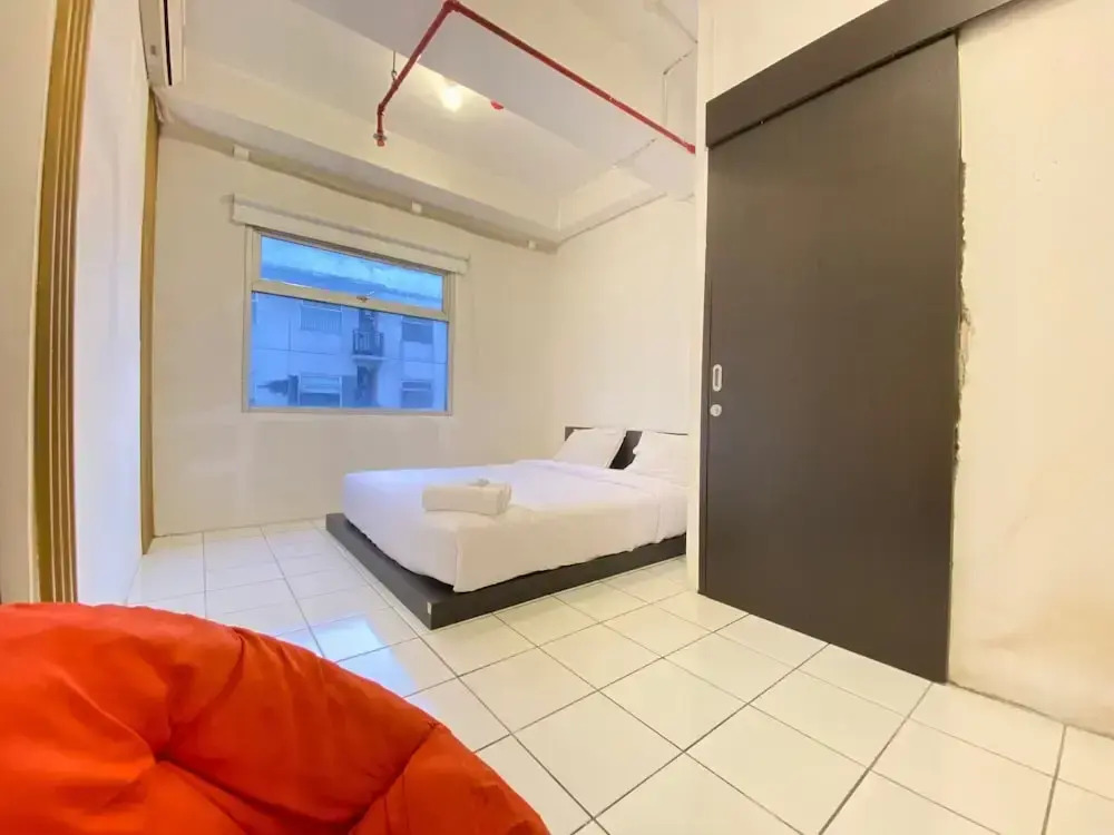 Stylish & Bright 1Br Apartment At Grand Asia Afrika Residence