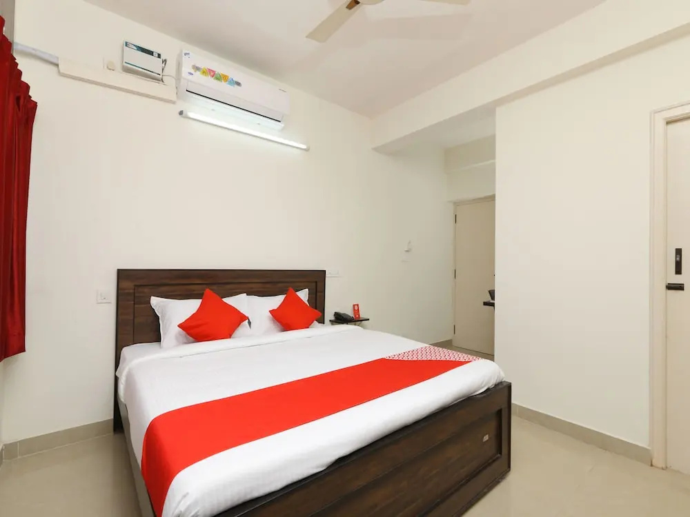 OYO 14716 Flagship OMR Kelambakkam