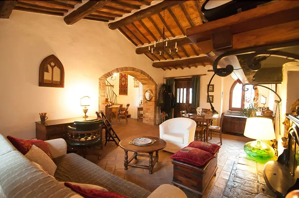 TENUTA SOSPESA - Exclusive Villa, Pool & Party Barn near Tuscany